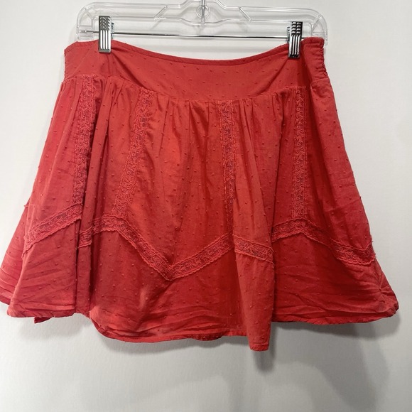 Forever 21 Dresses & Skirts - Forever 21 XXI Red Lace Detail Mini Skirt Elastic Waist Size Large Boho Flowy